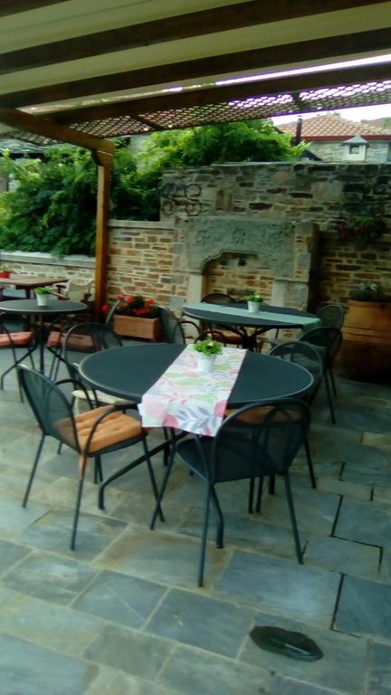 Xenonas Ton Chromaton Otel Lafkos Dış mekan fotoğraf