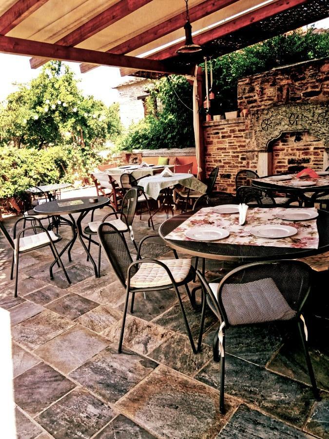 Xenonas Ton Chromaton Otel Lafkos Dış mekan fotoğraf